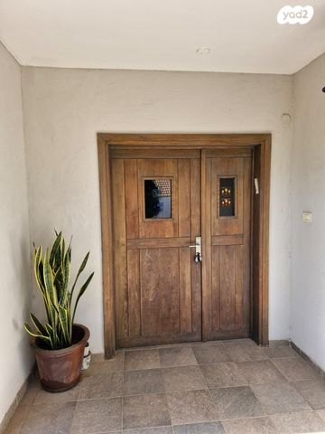 בית פרטי/ קוטג', רקפת 233, גן נר, גן נר