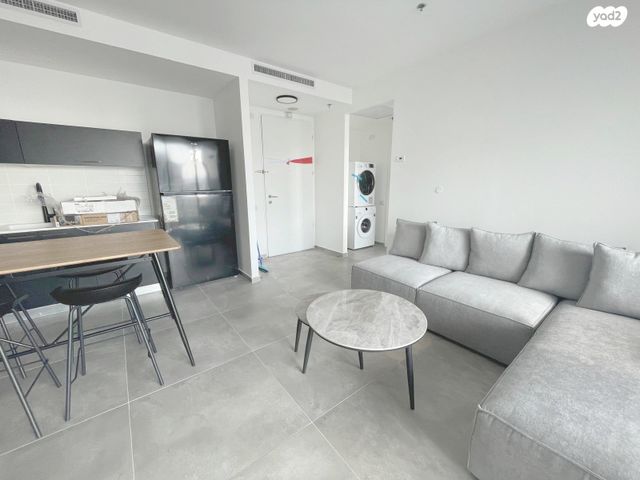 גרציאני יצחק 10