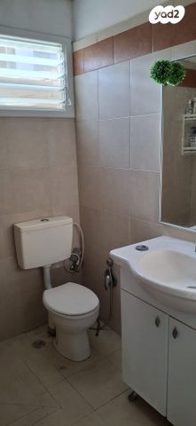 יחידת דיור, פנקס 4, שיכוני מזרחי, כפר סבא