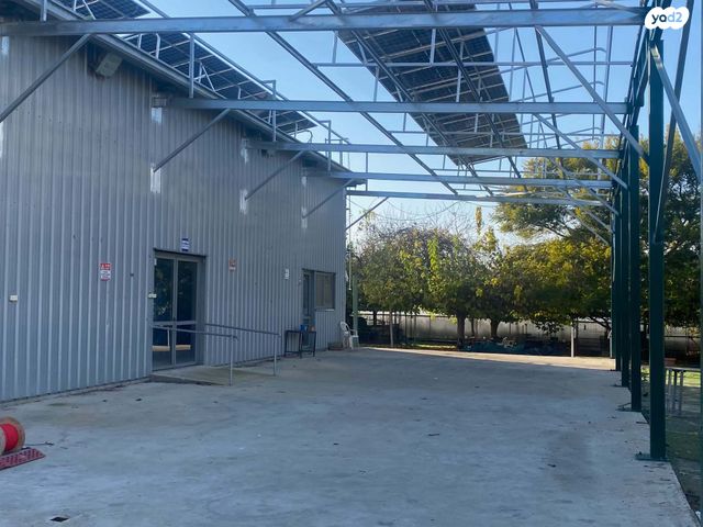 מחסנים, התמר 104, בית אלעזרי, בית אלעזרי