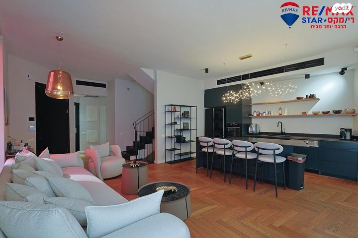 דו משפחתי, ארלוזורוב 17, מרכז, הרצליה