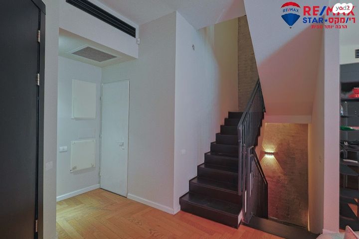 דו משפחתי, ארלוזורוב 17, מרכז, הרצליה