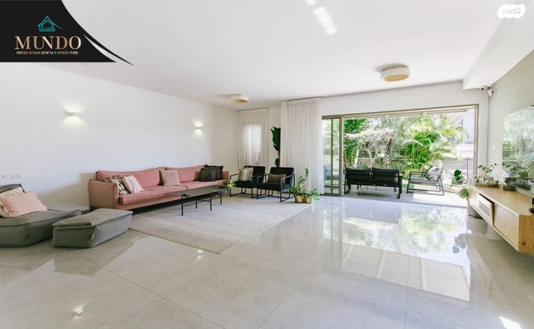 דו משפחתי, דן, גני מנחם, באר יעקב