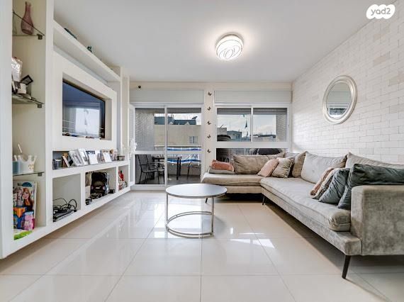 דירה, התזמורת, נאות אשלים, ראשון לציון