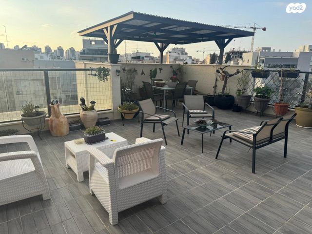 גג/ פנטהאוז