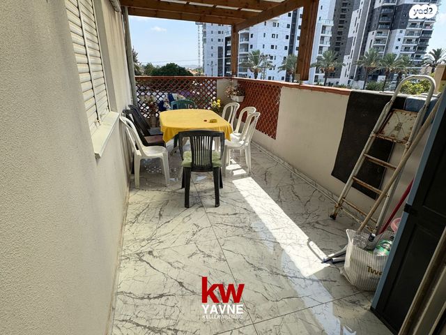 דופלקס, הצבעוני, נאות אשכול, יבנה