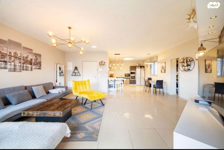 דירה, לאה ודוד לונברג, כפר סבא הירוקה, כפר סבא