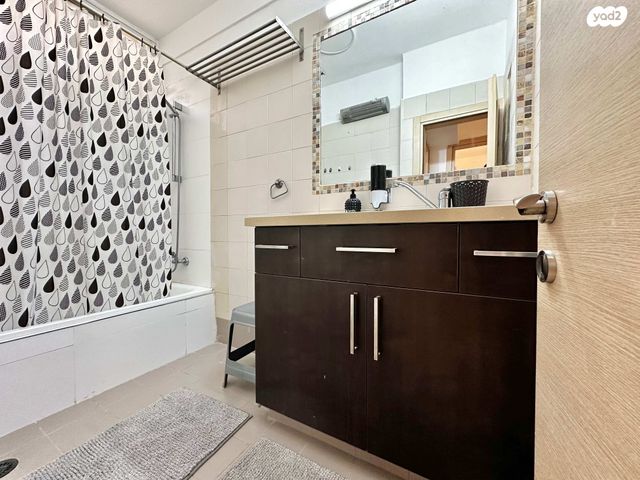 בית פרטי/ קוטג', החסידה, מפדה אזרחי, חולון