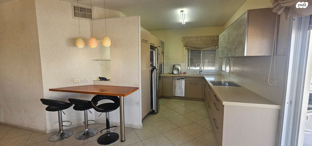 גג/ פנטהאוז, יצחק גרינבוים, עיר, מרכז העיר, נהריה