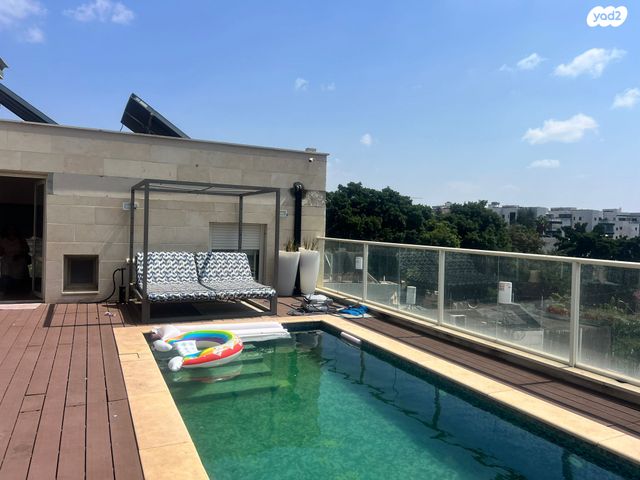 גג/ פנטהאוז, הרצל 2, מרכז דרום, רעננה