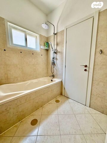 דירה, נתניה