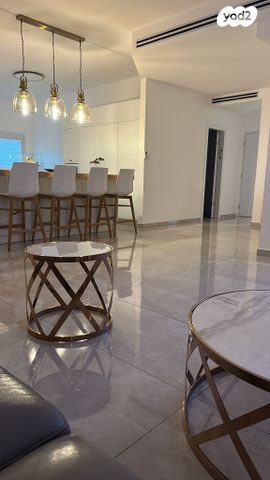 גג/ פנטהאוז, הקריה מע"ר, אשדוד