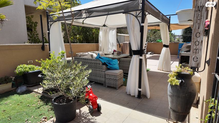 בית פרטי/ קוטג', שקד, ערד