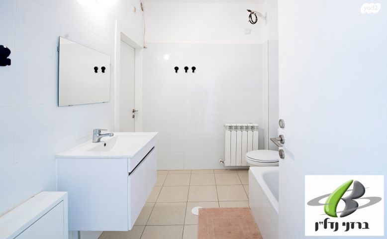 גג/ פנטהאוז, סנסן, צור הדסה