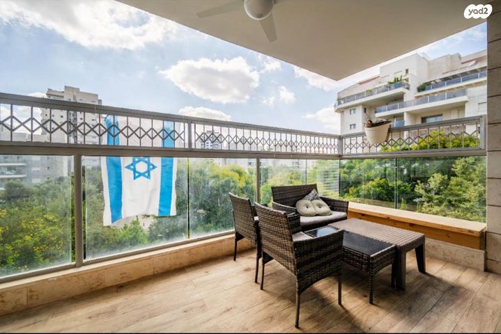 דירה, לאה ודוד לונברג, כפר סבא הירוקה, כפר סבא