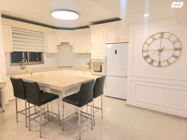 גן יבנה מערב