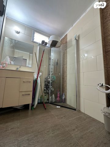 דירה, ברק, מוצקין הותיקה, קרית מוצקין