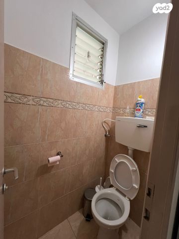 דירה, דוד המלך 38, קרית ארבע