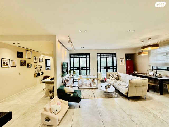 דירה, שדרות רוטשילד 3, לב תל אביב, לב העיר צפון, תל אביב יפו