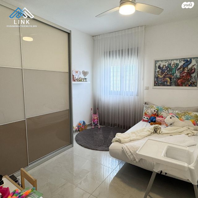 גג/ פנטהאוז, דוכיפת, רמות יצחק, נשר