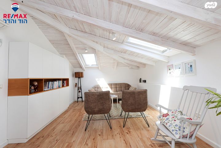 בית פרטי/ קוטג', הוד השרון