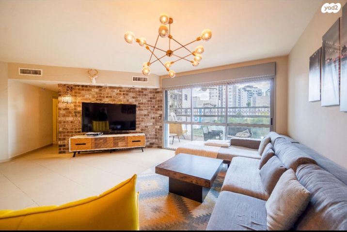 לאה ודוד לונברג 