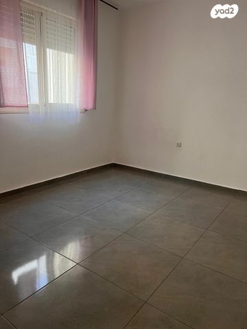 דירה, מקס נורדאו, עיר, מרכז העיר, נהריה