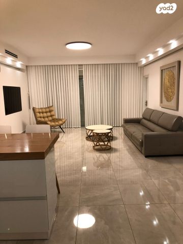 גג/ פנטהאוז, הקריה מע"ר, אשדוד