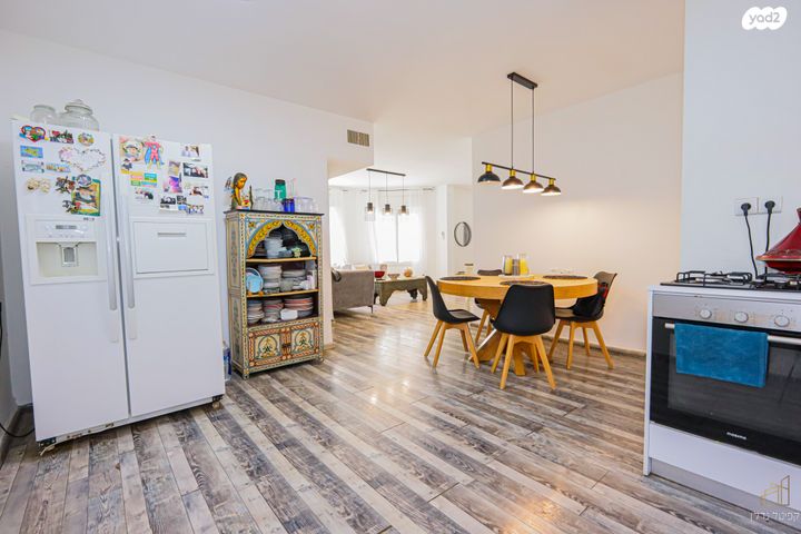 דירת גן, העלייה, נהריה