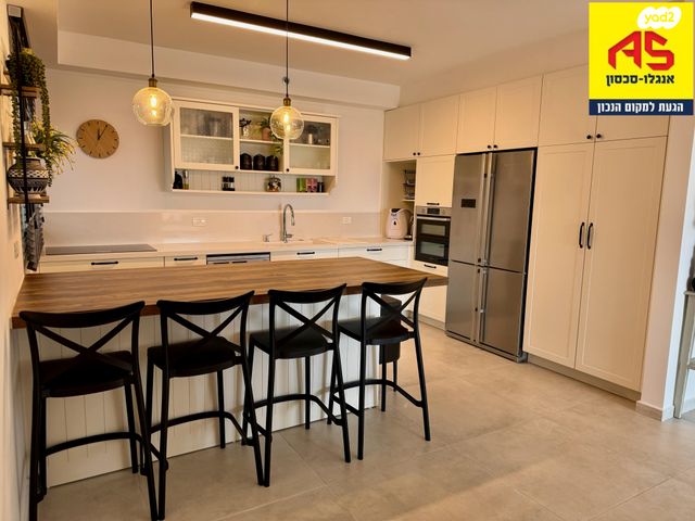 דירה, הוד השרון