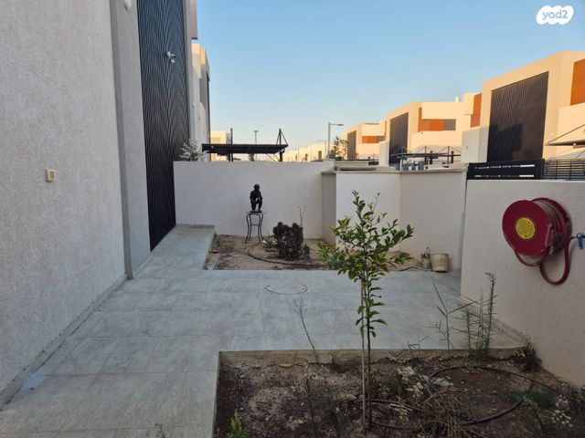 בית פרטי/ קוטג', כלניות, באר שבע