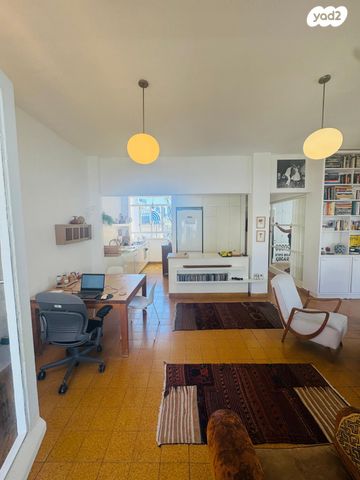 דירה, שלום עליכם 56, הצפון הישן - דרום, תל אביב יפו