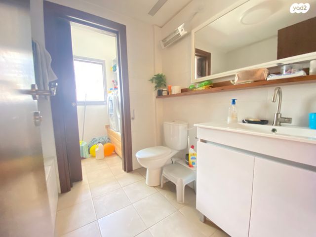 דירת גן, דרך הרעות 12, פרדסיה, פרדסיה