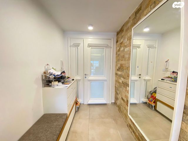 דירת גן, דרך הרעות 12, פרדסיה, פרדסיה