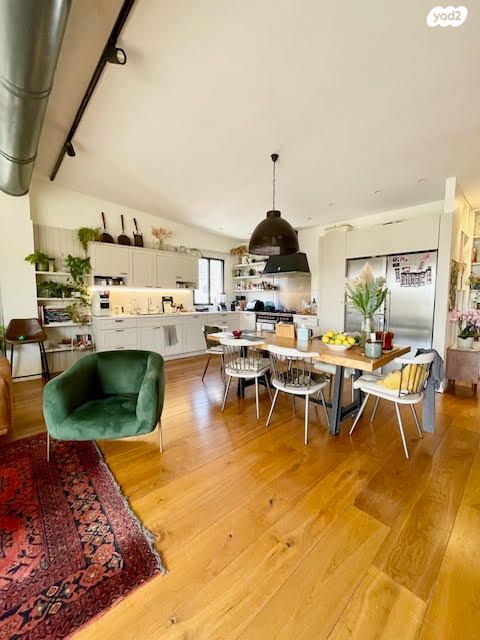 גג/ פנטהאוז, בורוכוב, גבעתיים