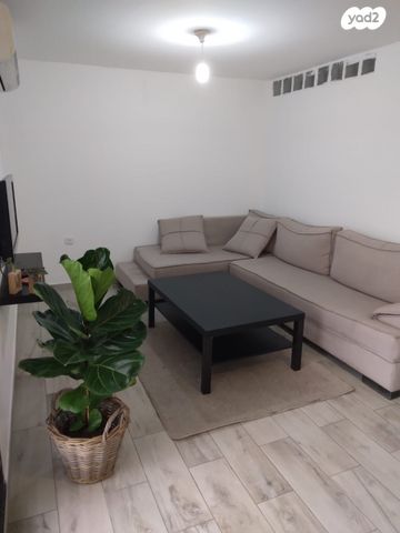 דירה, יצחק רגר 103, שכונה ד', באר שבע