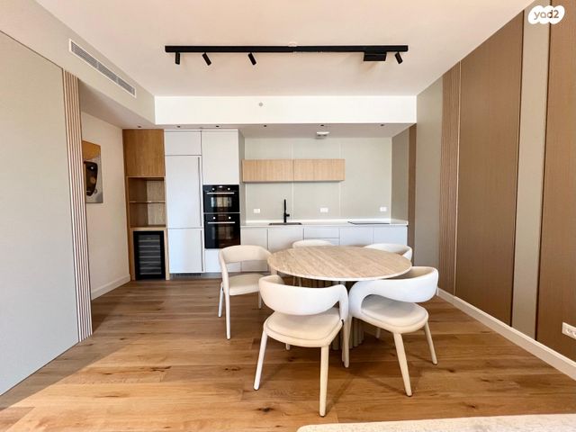 דירה, אחד העם 25, לב תל אביב, לב העיר צפון, תל אביב יפו