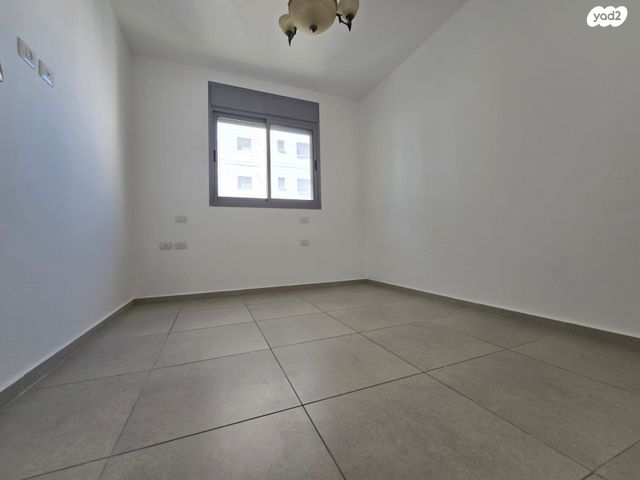 דירה, צבי תדמור, ח-501, חולון