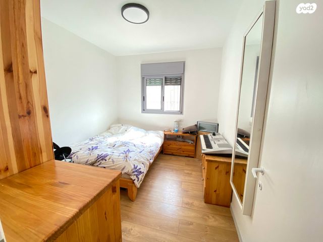 דירת גן, דרך הרעות 12, פרדסיה, פרדסיה