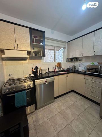 דירה, הרב הרצוג, שכונה י"א, באר שבע