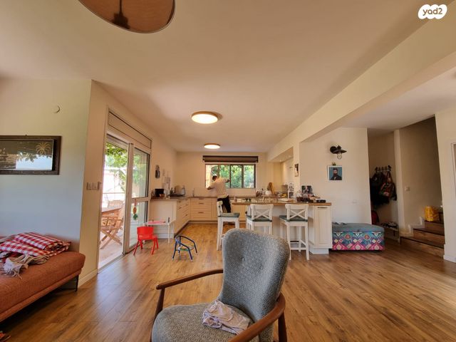 בית פרטי/ קוטג', בית אריה / עופרים