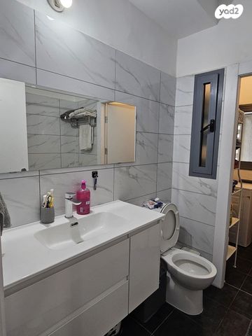 דירה, יגאל אלון 4, המרכז האזרחי, רמלה