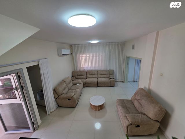 בית פרטי/ קוטג', אופקים