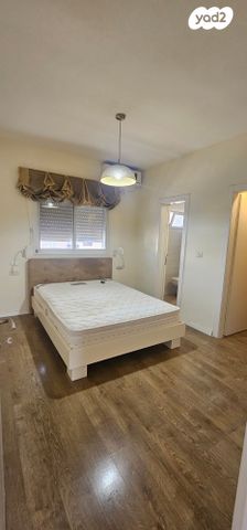 גג/ פנטהאוז, יצחק גרינבוים, עיר, מרכז העיר, נהריה