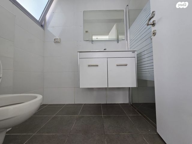 דירה, צבי תדמור, ח-501, חולון