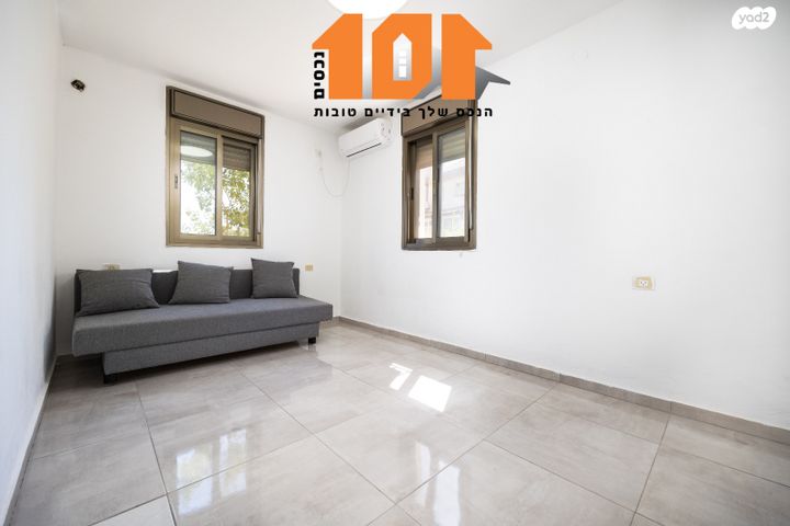 דו משפחתי, קרית יערים, גבעת זאב