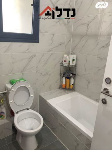 דירה, אהרונסון, נווה שמיר רמת בית שמש ה-1, בית שמש