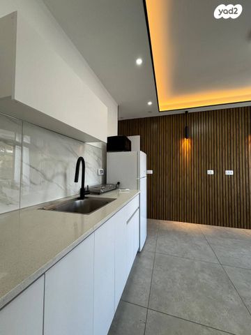 דירה, בן יהודה, מסדה, חיפה