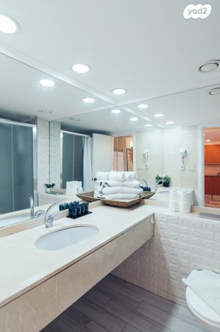 דירה, דוד אלעזר 10, חוף הכרמל, חיפה