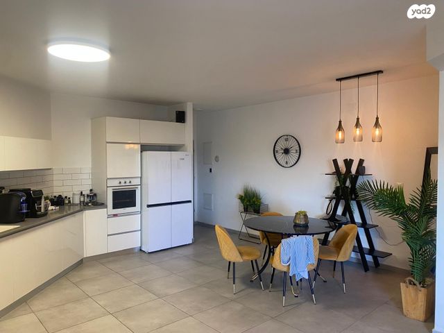 דירה, חטיבת כפיר, רובע יזרעאל סביוני העמק, עפולה